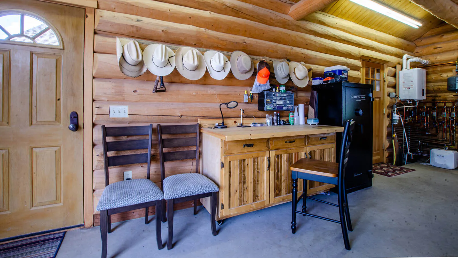 Dubois Property Offers Big Ranch Amenities In A Small Package For $3.5 ...