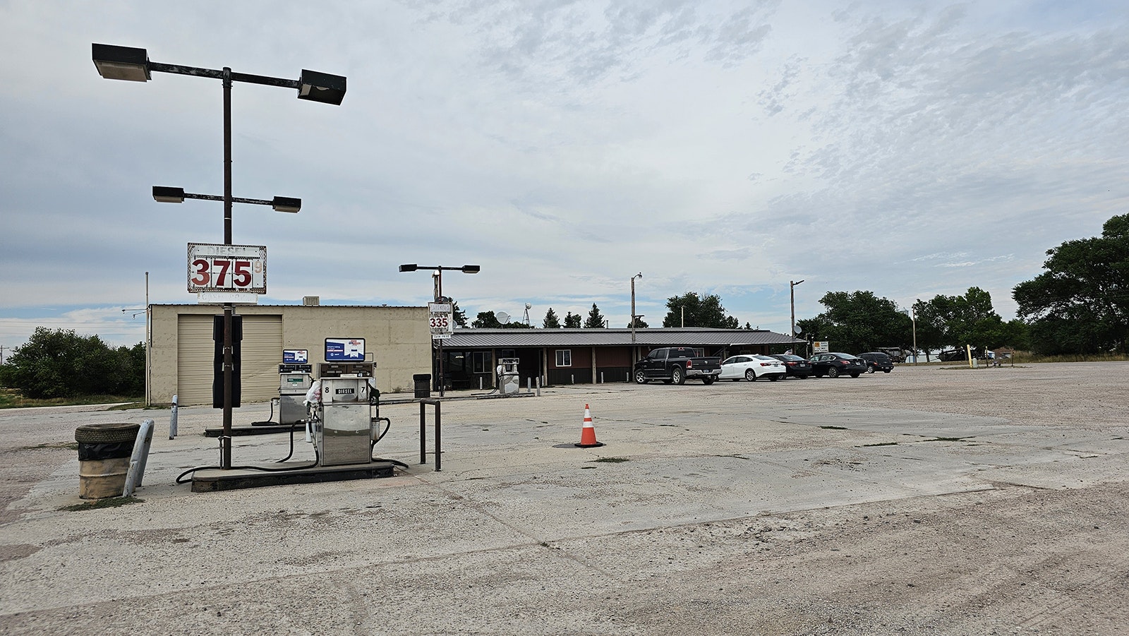 Exterior of Manville's 3 Sisters Truck Stop.