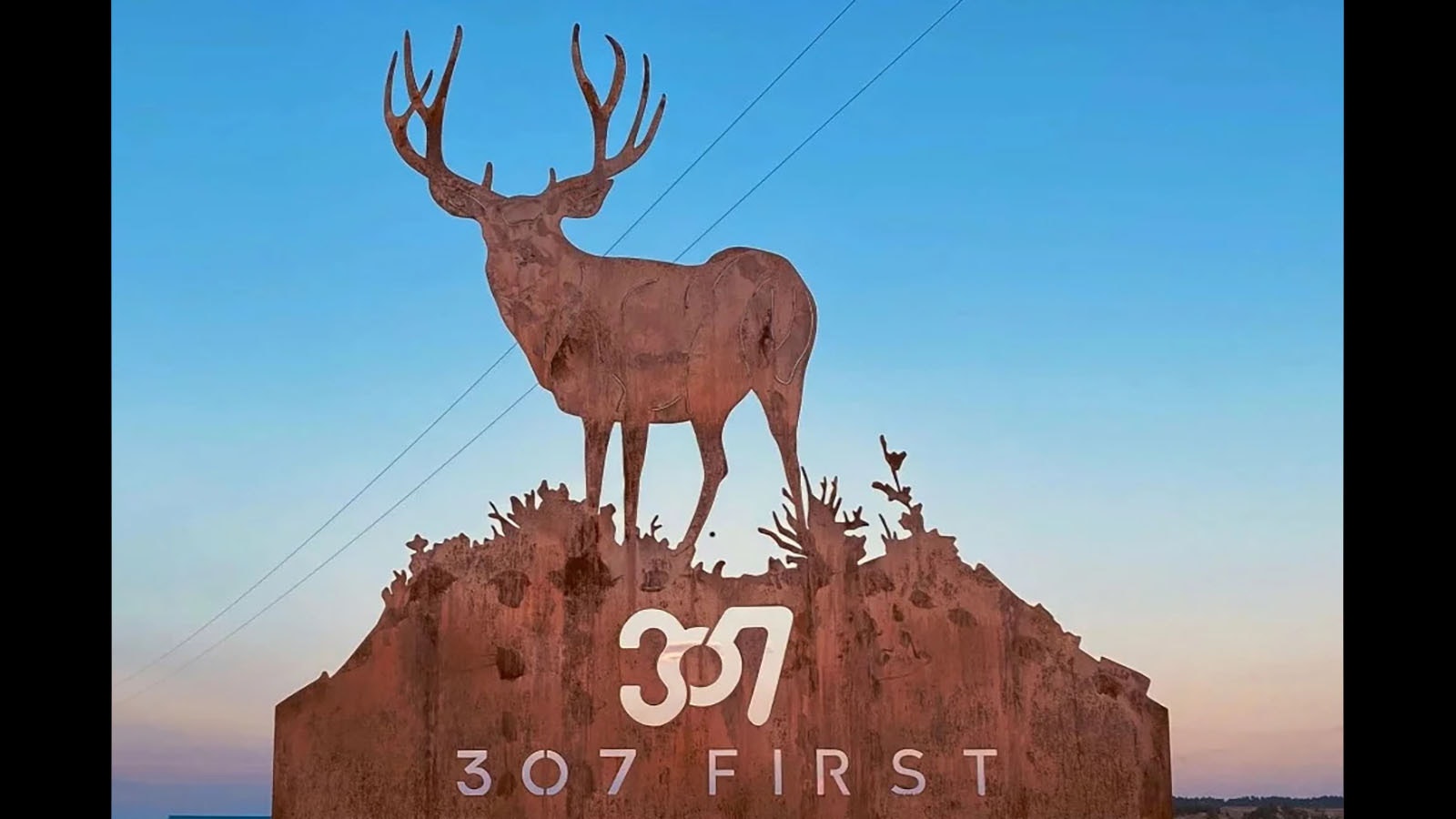 A mule deer silhouette along Interstate 90 at Gillette created by local artist Tom Ford.