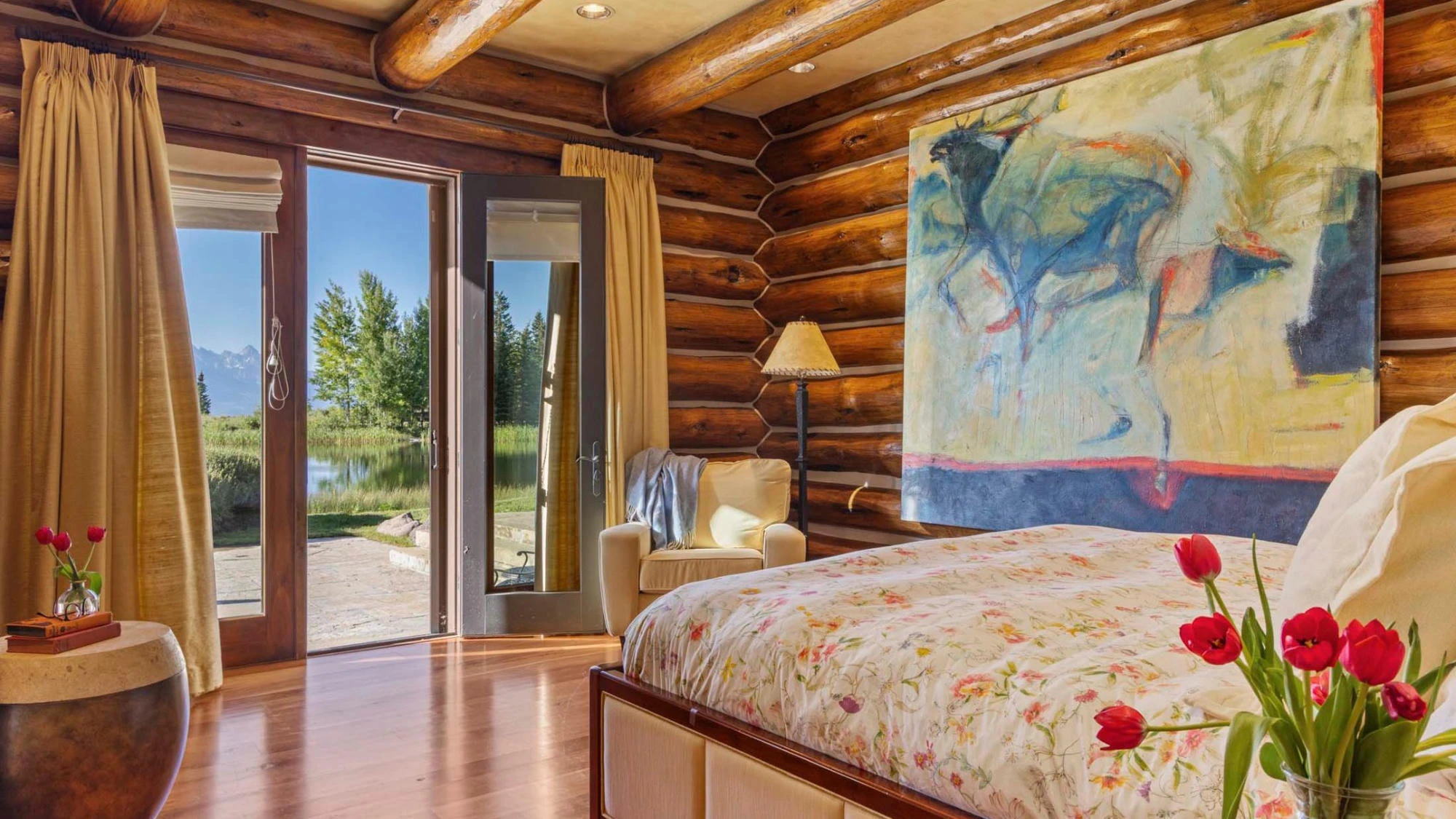 Riva Ridge Reserve, an 18,000-square-foot luxury estate on 117 acres formerly owned by a pharmaceutical executive, has changed hands for close to $39.5M. Its habitable footprint exceeds Teton County size caps, meaning it couldn’t be built today.