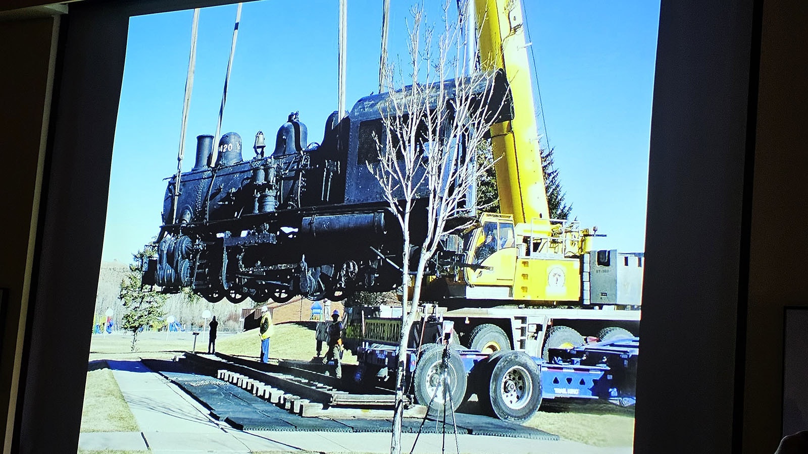 A crane and semi flatbed were use to move 4420 back to the Evanston Roundhouse and Railyard.