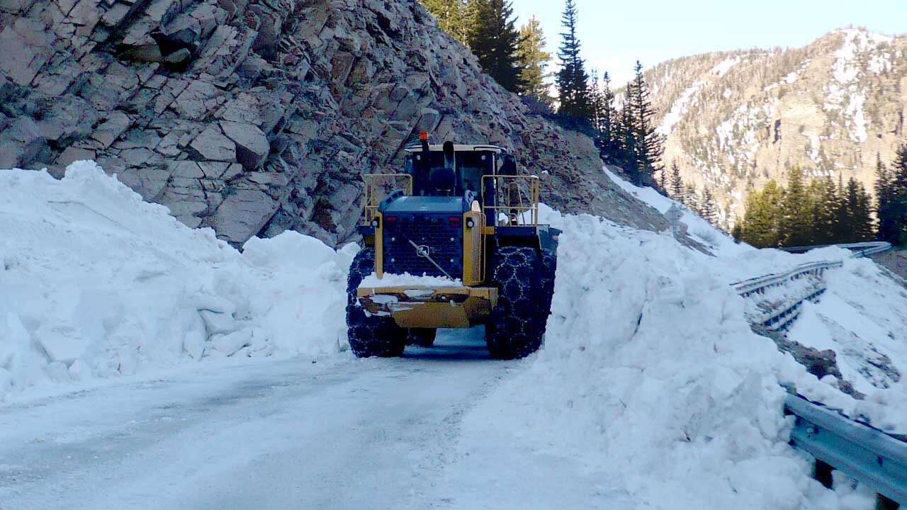 Annual clearing of the Beartooth Highway has begun