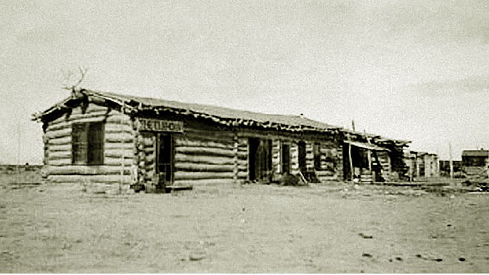 The Elkhorn Hotel in about 1906. It advertised "first class meals at popular prices."