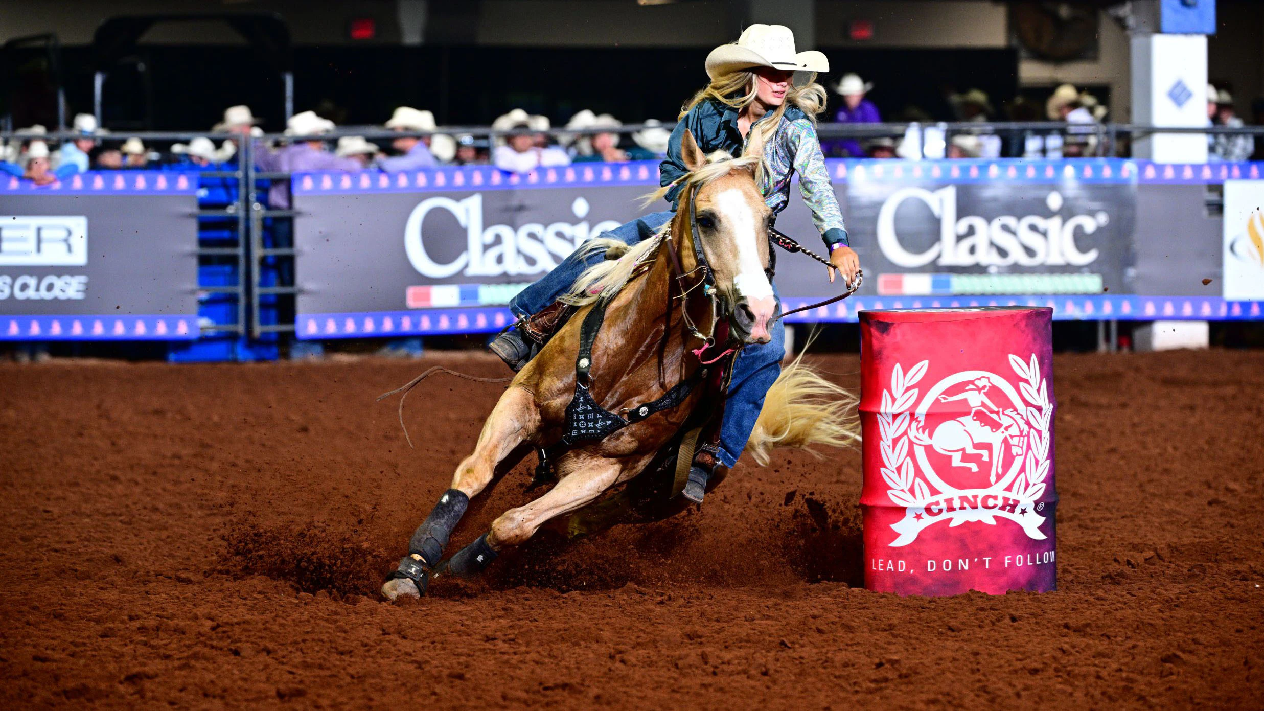 Akin barrel racing at NJHFR crdit NHSRA