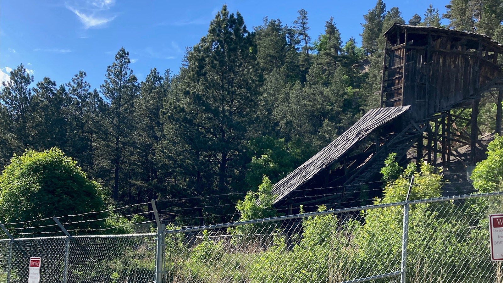 Built between 1888 and 1895, the Aladdin Coal Tipple in northeast Wyoming is one of the remaining wooden coal tipples still standing in the Western United States, but it's in bad shape and could collapse at any time.