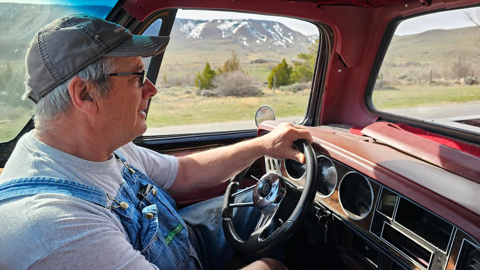 Lander Man Turns Heads Driving Pickup He’s Modified To Go Backwards ...