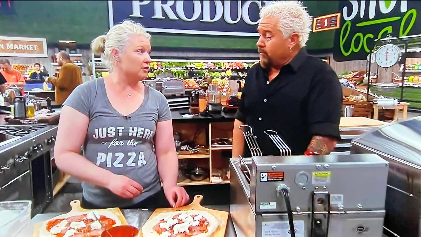 Alibi co-owner Kerri Smith competes on "Guy's Grocery Games" in a pizza competition in 2022.
