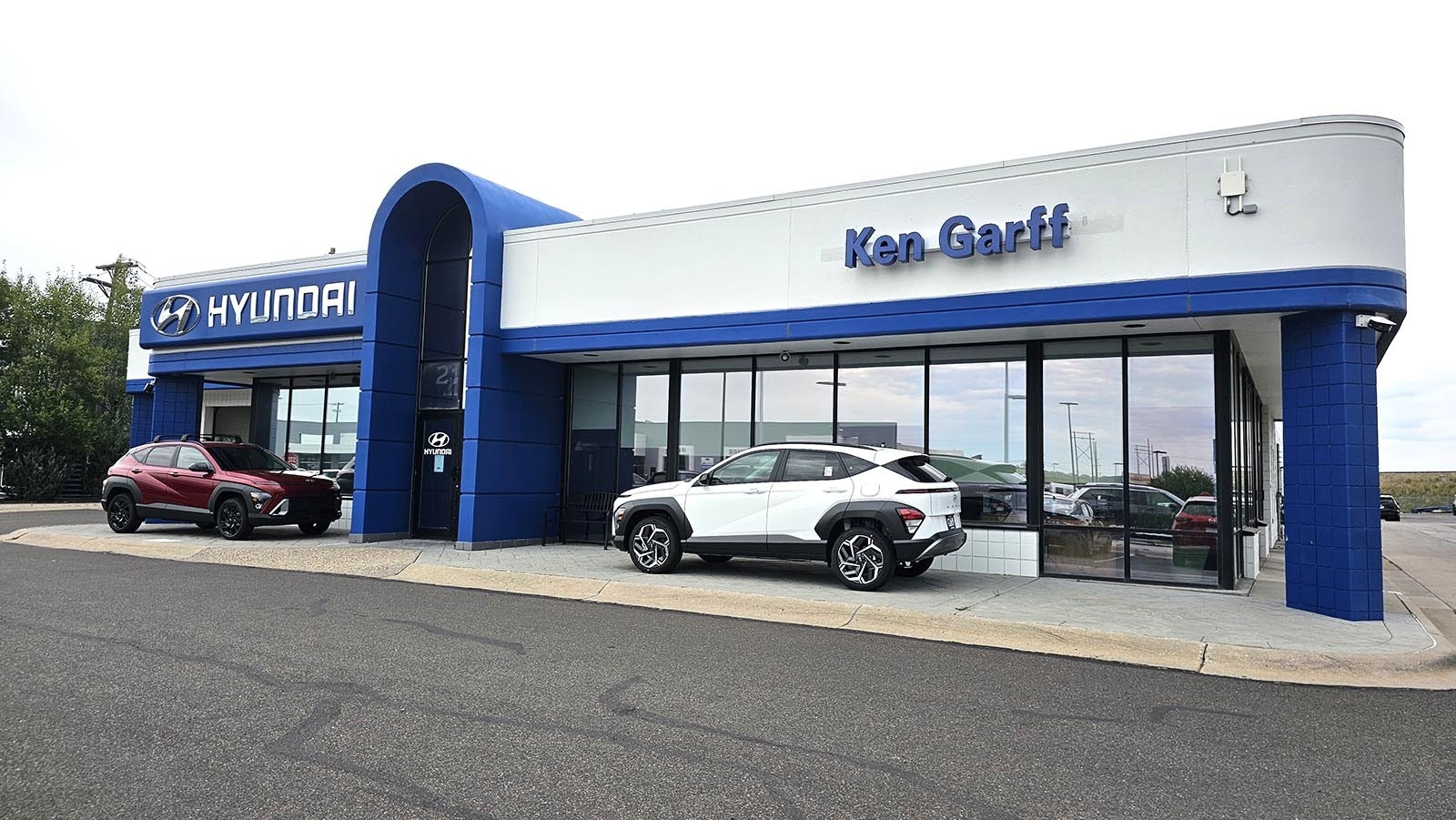 Ken Garff Hyundai in Cheyenne rolled out its entire inventor on Amazon Autos last week with little fanfare, even as Amazon Autos announced a deal to sell used Hertz vehicles.