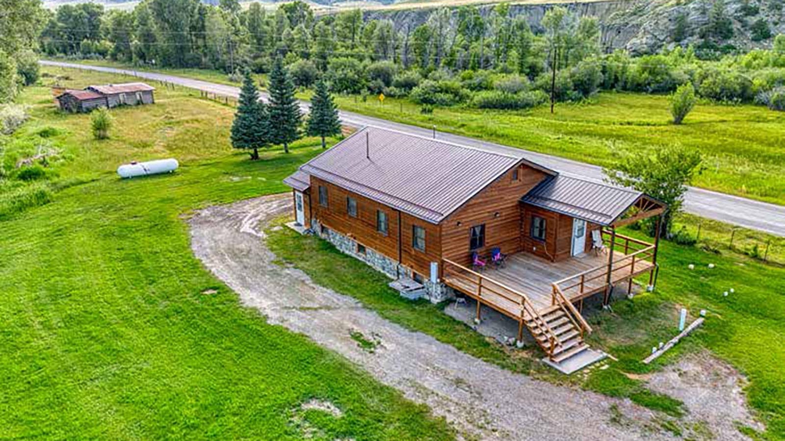 Along with a main house, there are a handful of other homes and residences on the Antlers Ranch.