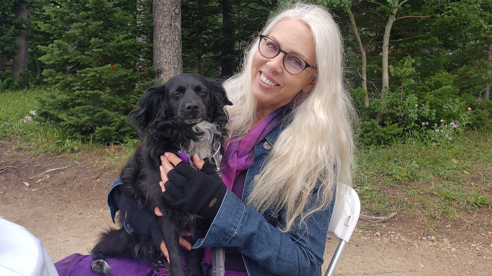 Laurie Rigg, a New Jersey transplant in Wyoming, is a mobile notary public and loan signing agent who recently moved to Wyoming with Riley, a Dutch tulip hound, or markiesje.