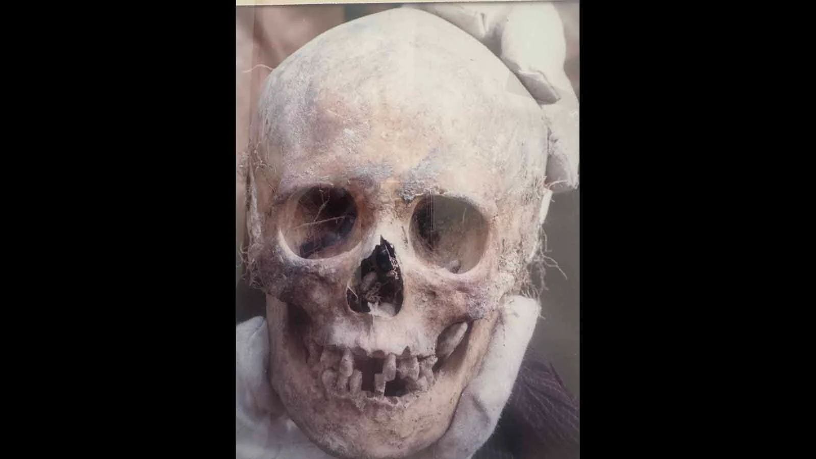Belle Drewry was a 30-year-old prostitute who was murdered in Arland in 1897. Her original tombstone had been removed and very few people knew where she was. In 1986, her grave was exhumed and she was reburied in Old Trail Town where she will be remembered and honored.