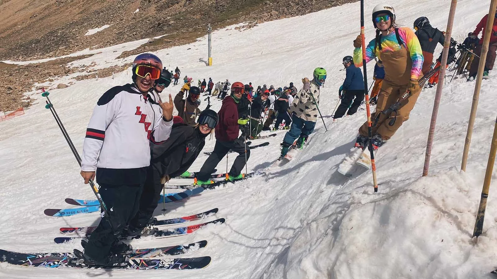A line full of happy customers at Beartooth Basin.