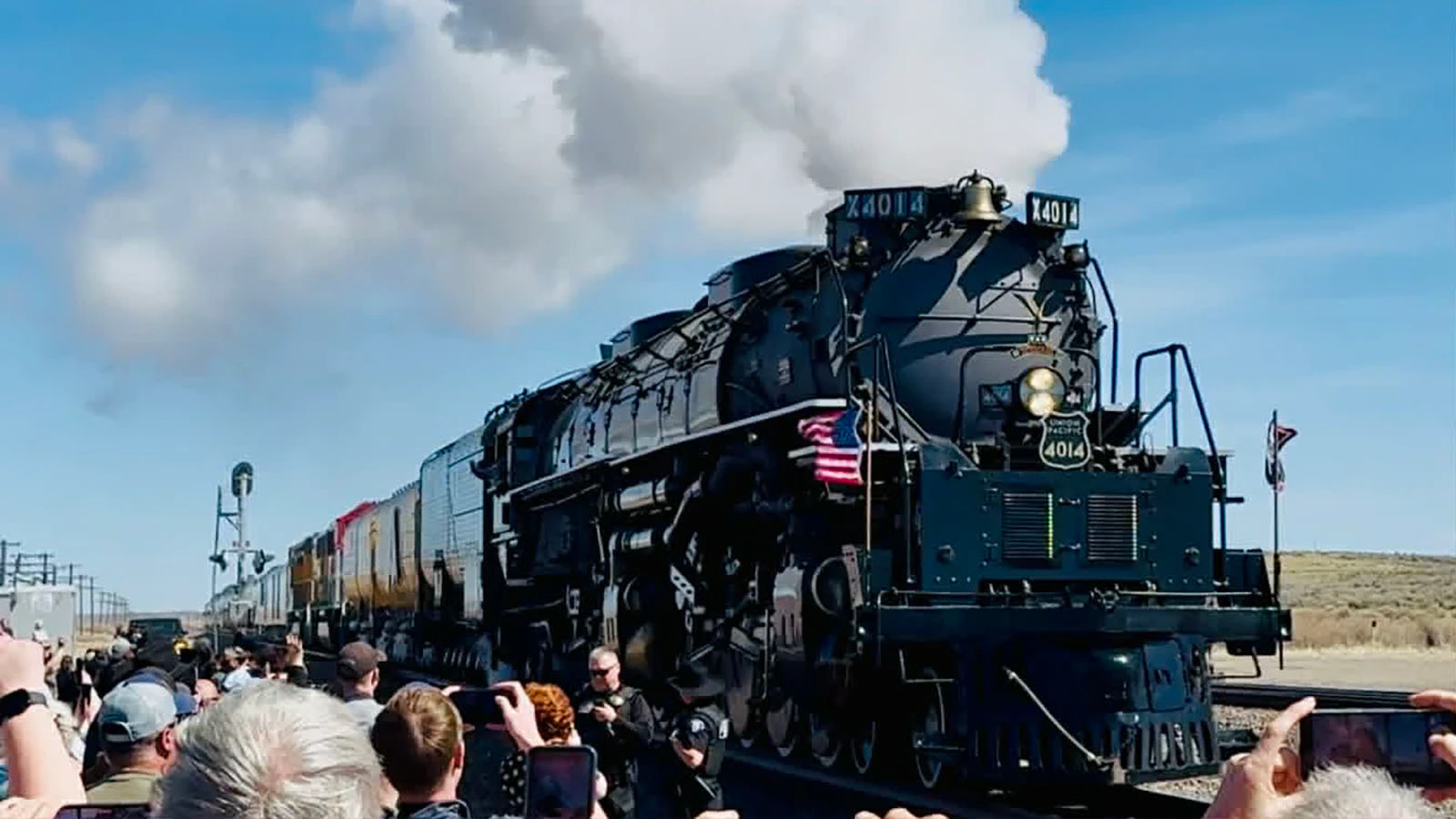 Big Boy arrives in Medicine Bow after leaving Cheyenne on Sunday, March 29, 2026.