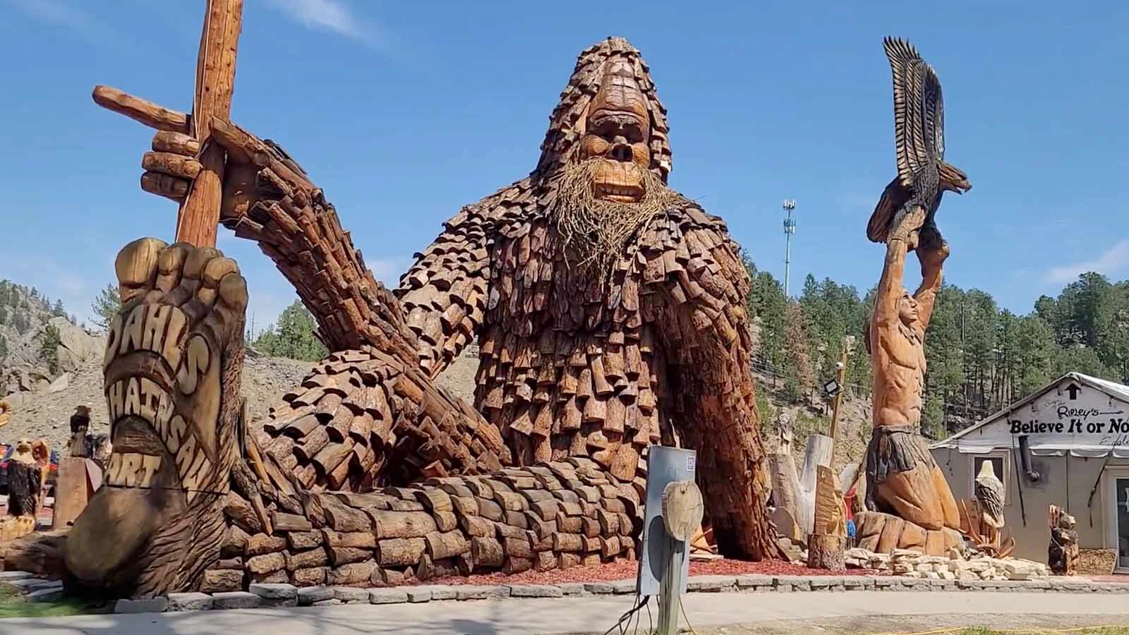 At 23 feet tall sitting down, a pair of South Dakota chainsaw artists have created the world’s biggest bigfoot, making it impossible for the mythical monster to hide.