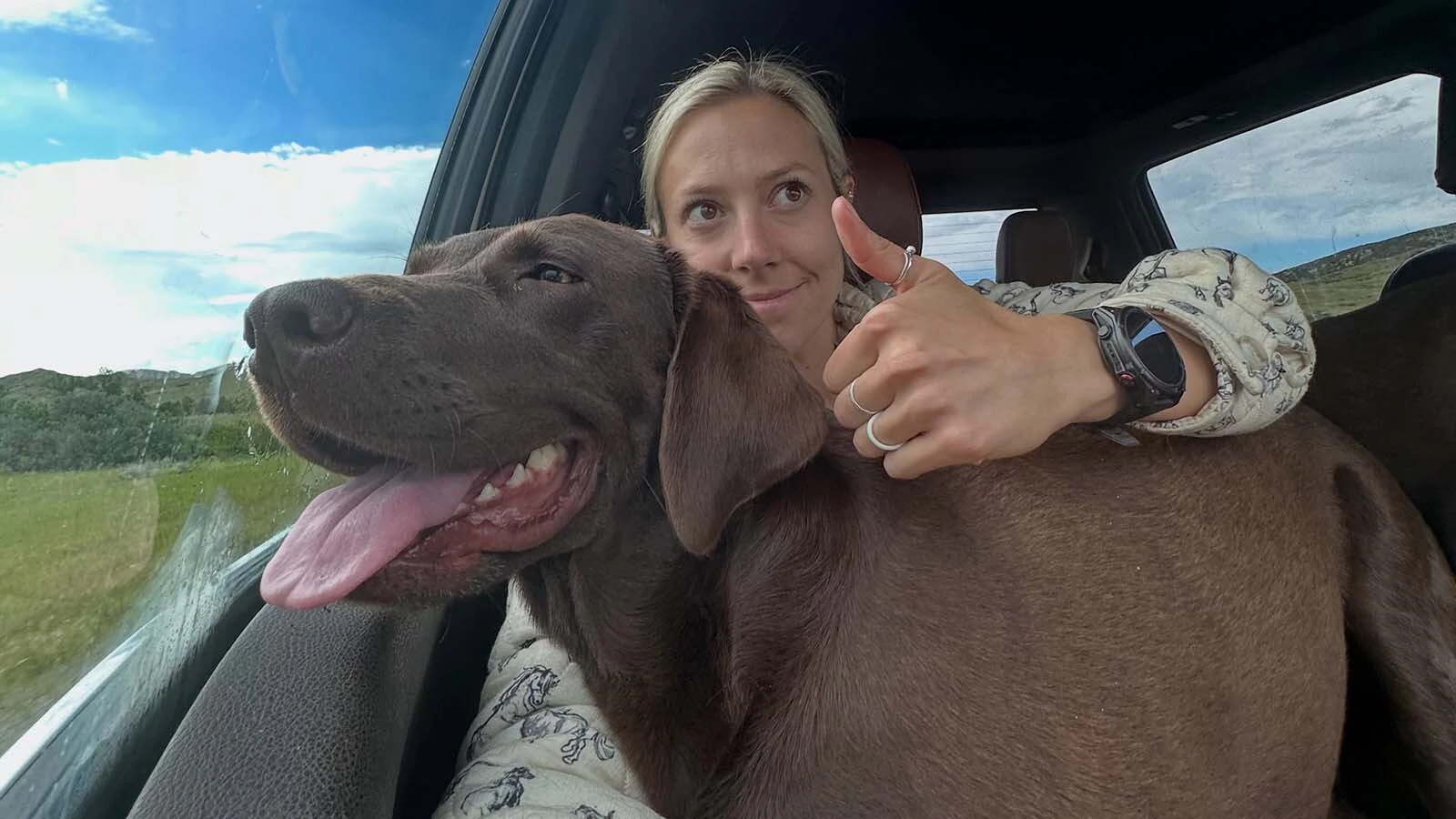 When she's not training for ultramarathons, Anne Hinman spends time exploring the West with her dog. Hinman balances a full-time marketing career with the demanding training required for long-distance trail races.