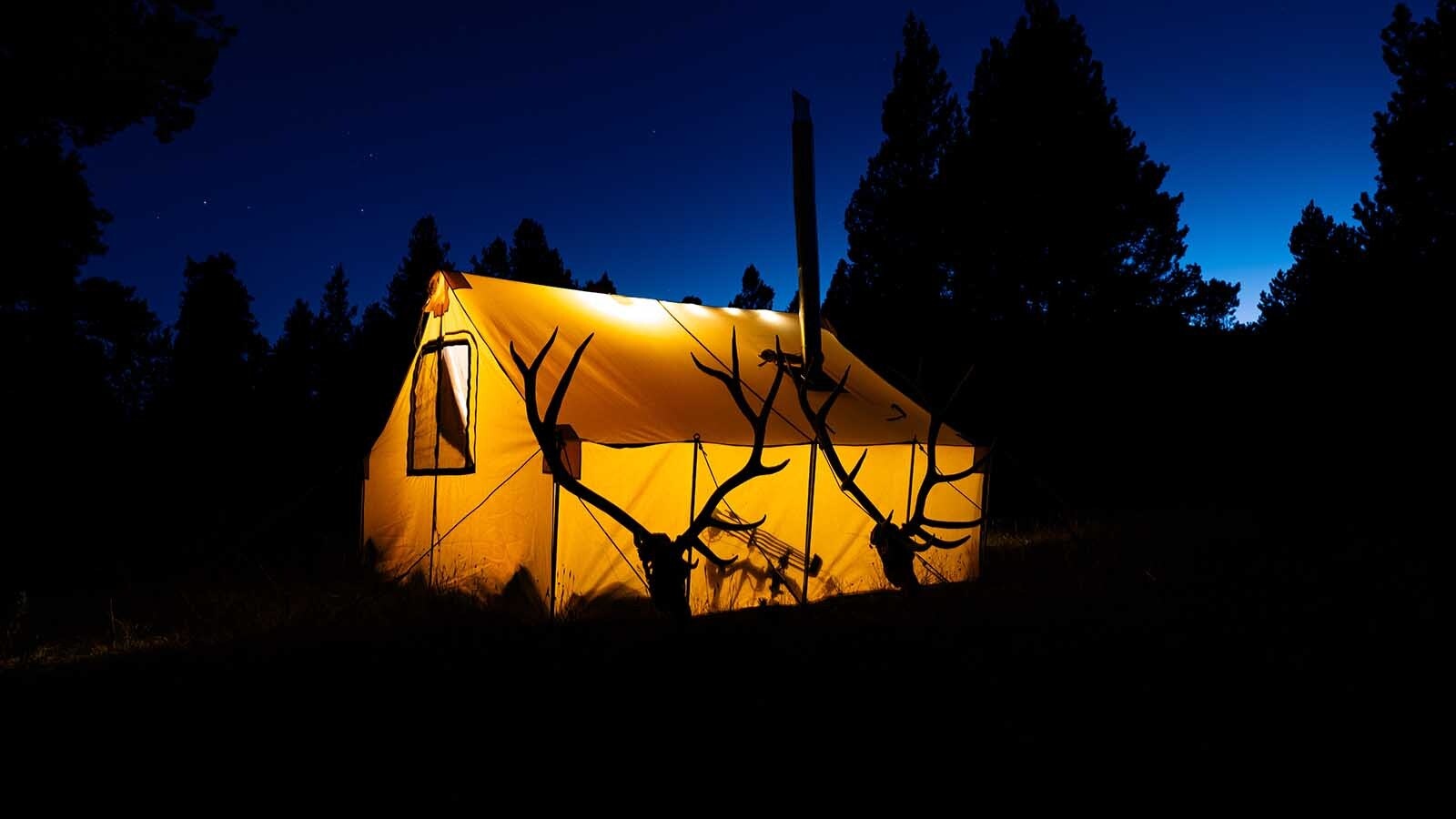Wyoming’s archery hunters are the first hunters to head afield. Archery seasons for antelope start in August, and deer and elk seasons start in September.