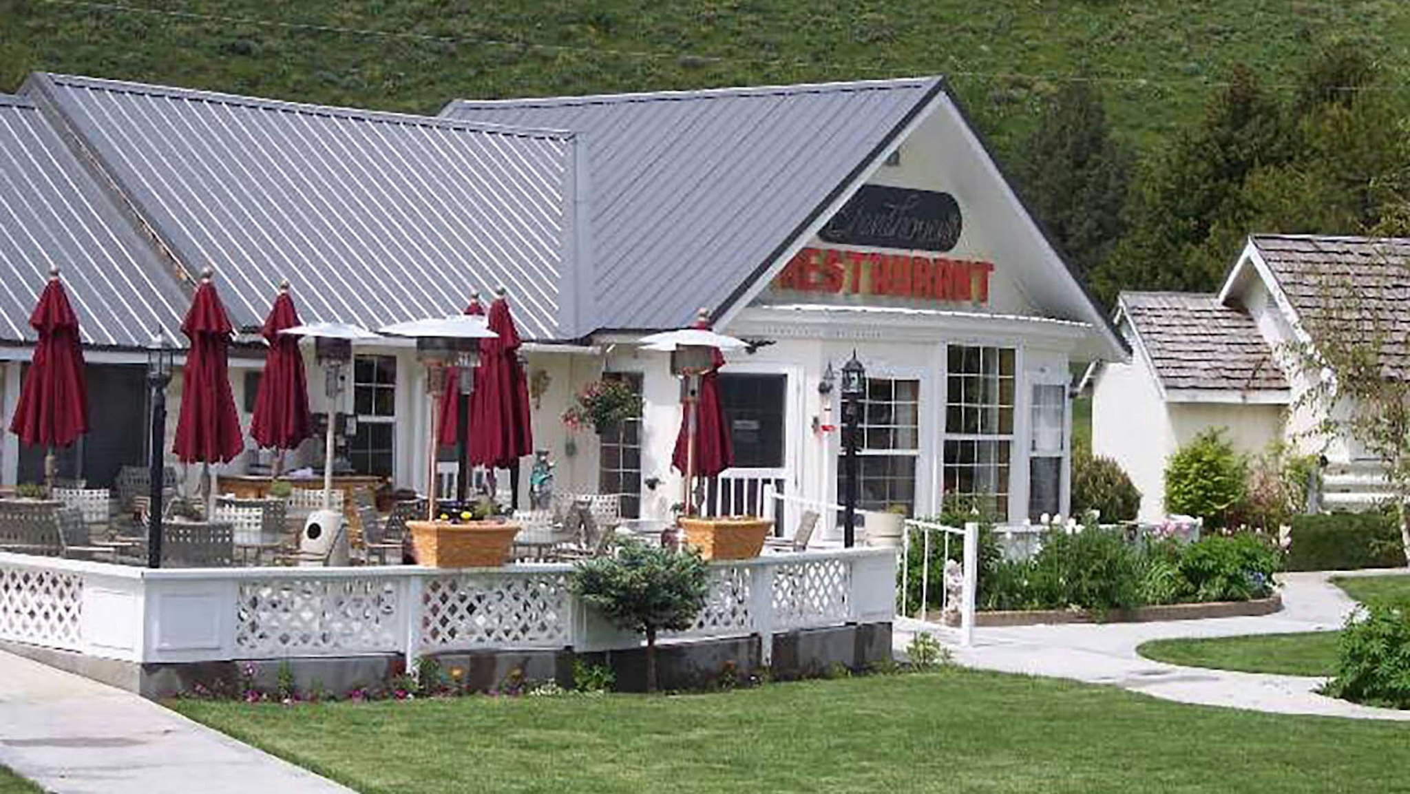Wyoming Landmark Nordic Inn, Brenthoven's Restaurant Closed For Good ...