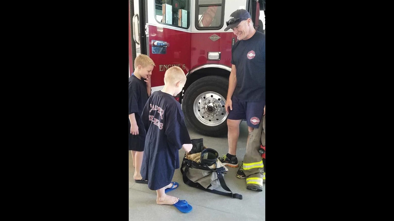 Brian Dixon with kids 3 14 26