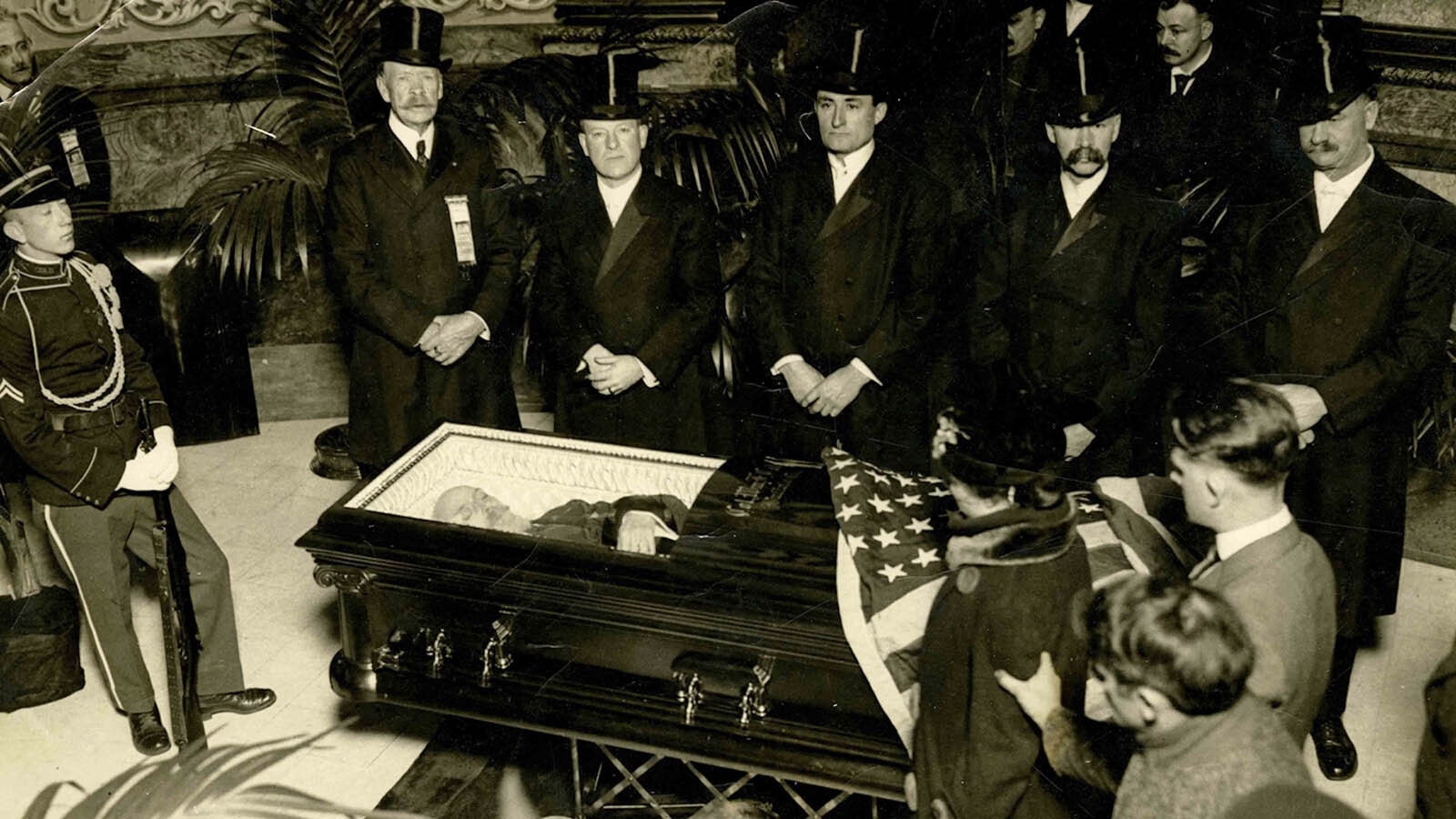 William F. "Buffalo Bill" Bill Cody lies in state in the Colorado state Capitol after his death in 1917.