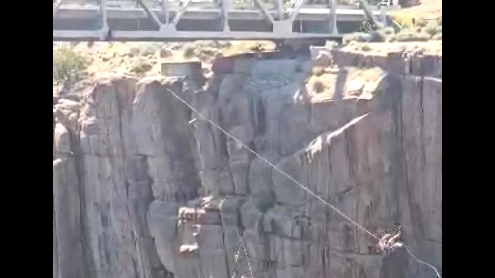 Penny Counts was showing her boyfriend around the Alcova area on Sunday when she saw someone bungee jumping near the Fremont Canyon Bridge. Anyone with experience can bungee jump from the 112-foot-tall bridge, and a growing number of people are eager for the thrilling experience.