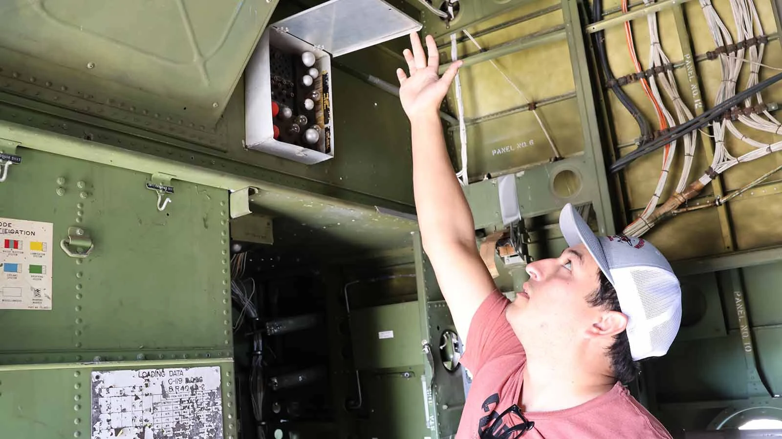D.J. Hernandez finds original replacement bulbs for the aircraft. 