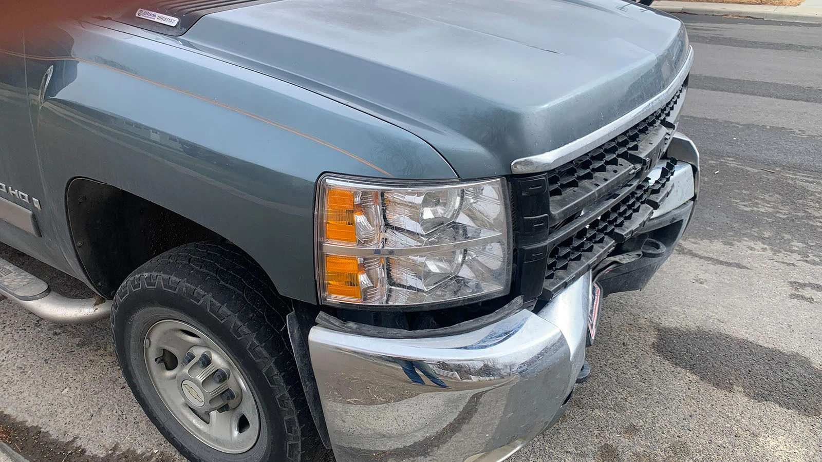 Powell resident Pete Pepping says he did everything he could to avoid hitting a 200-pound Great Dane/mastiff mix on U.S. Highway 14A. He refutes claims by commenters who accuse him of “leaving the dog there to die."