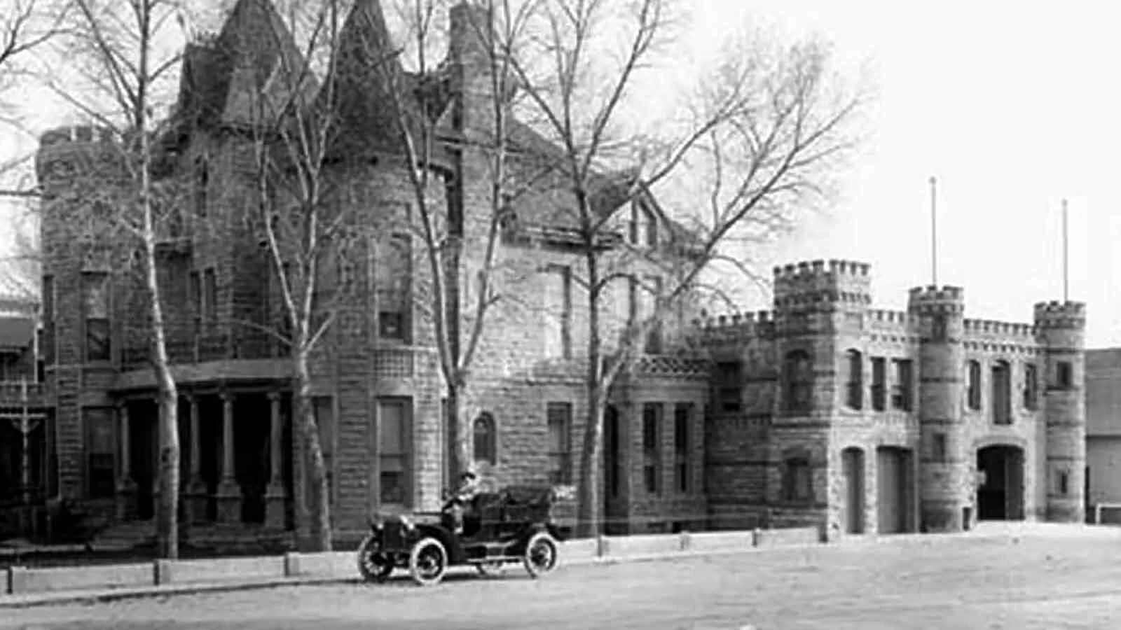 In 1886, Cheyenne cattle baron Alexander Swan started construction of a mansion on Millionaires Row as a wedding gift to his daughter. When a blizzard wiped out Swan's business, Cheyenne banker David Dare took over and finished the building, which was known as "Castle Dare" until it was razed for a parking lot in 1963.
