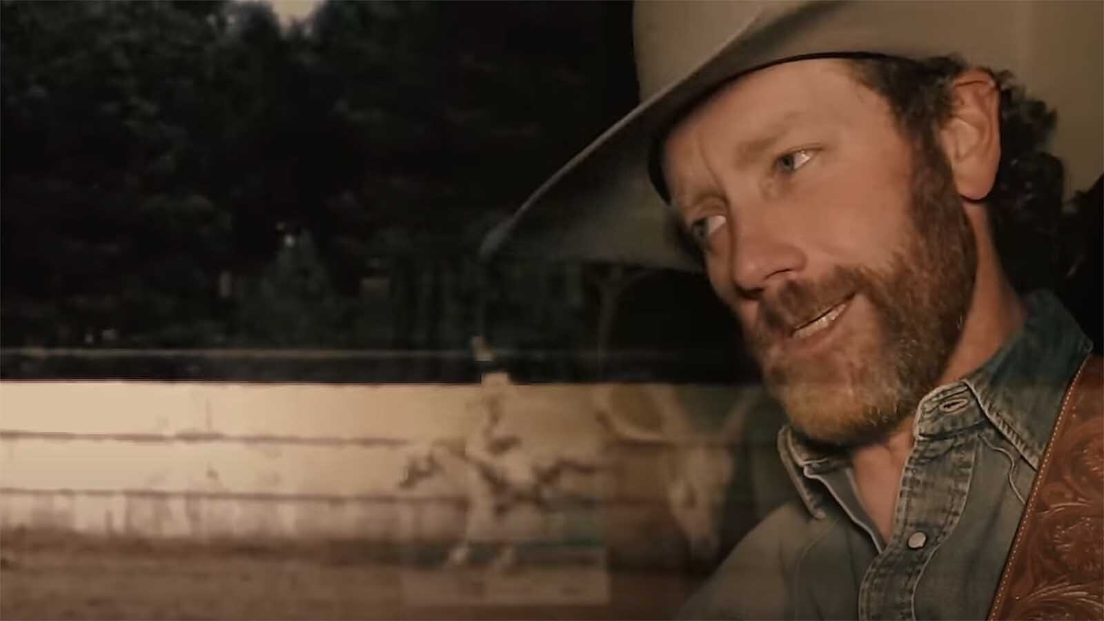 Inspired by his uncle Don Williams and the joy of bronc riding, Wyoming country music star Chancey Williams’ new song is No. 1 on CMT Music.