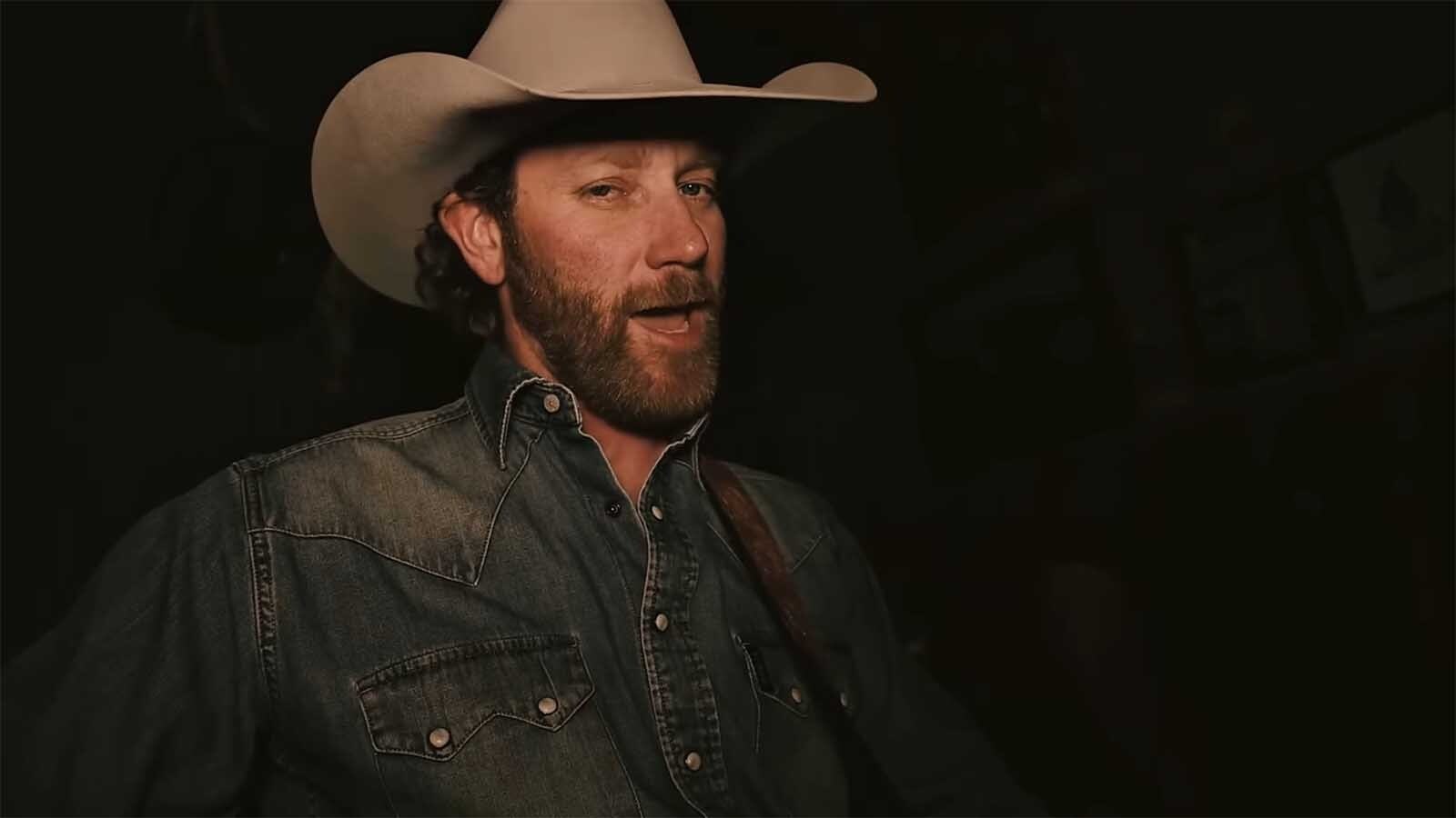 Inspired by his uncle Don Williams and the joy of bronc riding, Wyoming country music star Chancey Williams’ new song is No. 1 on CMT Music.