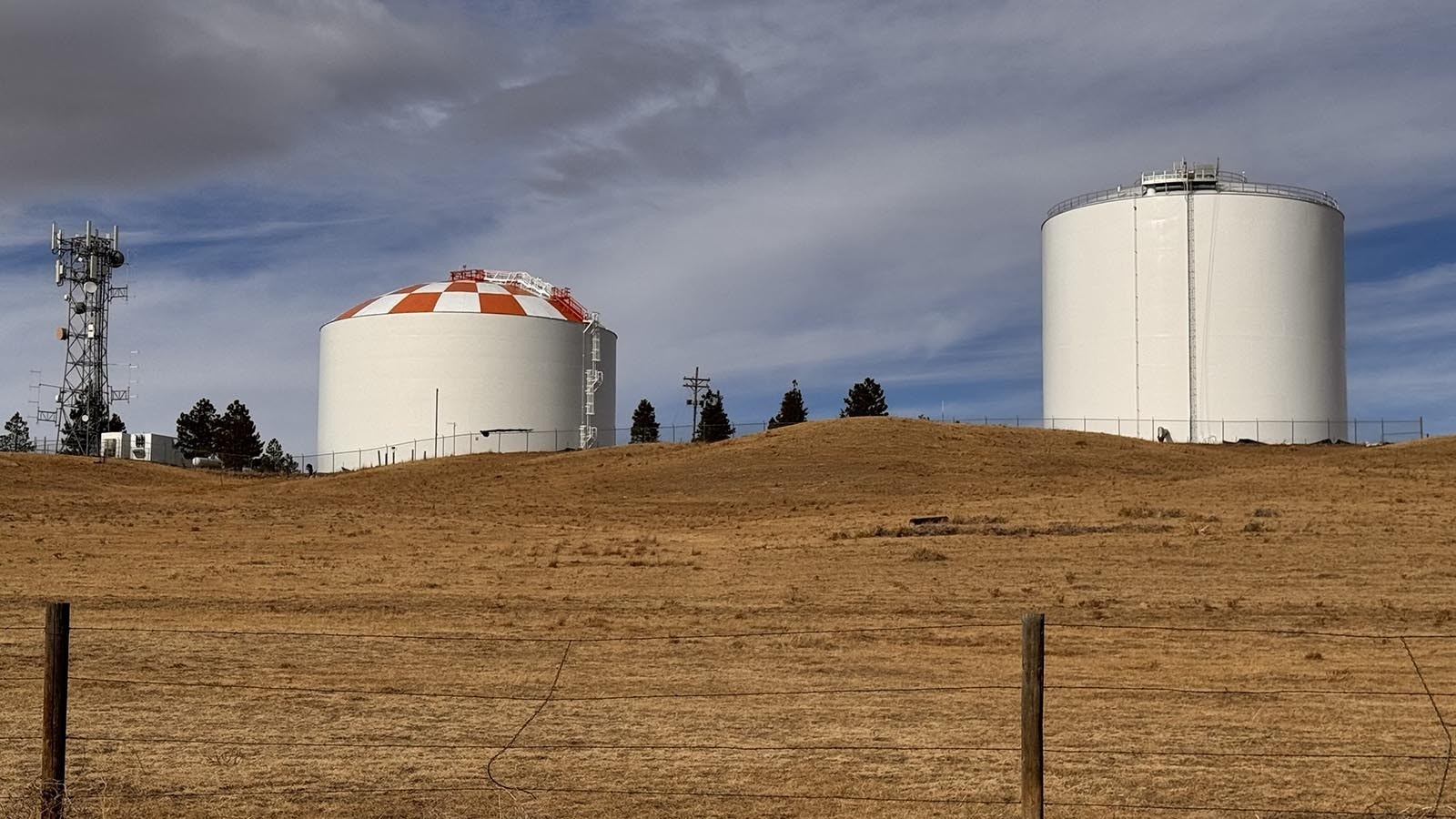 This pair of large water towers in north Cheyenne are set to have huge murals painted on them.