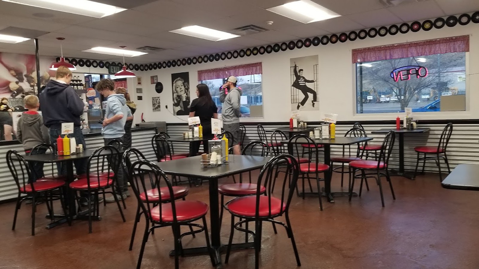 The Chill Grill in Rock Springs, Wyoming, gives off a cool 1950s diner vibe. It's a favorite spot for locals, known for huge burgers made fresh to order.