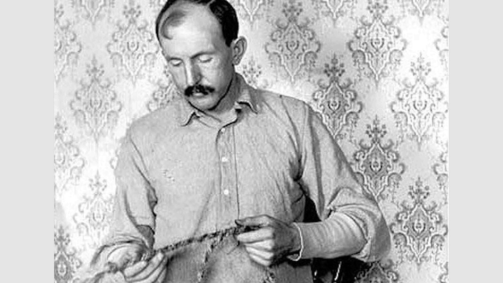 Tom Horn was hung in 1903 in Laramie, Wyoming for the murder of Willie Nickell. 100 years later, Clay Gibbons was at the courthouse where Horn was hung and had the same song sung that Horn last heard before his death.