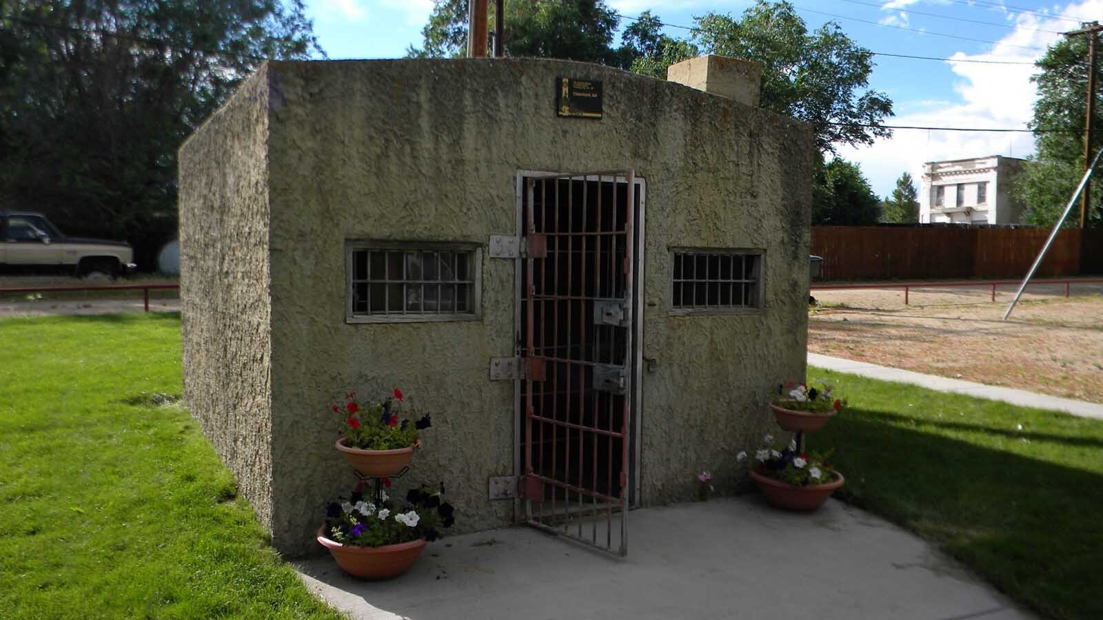 Clearmont Jail Jon Roanhaus Public Domain 8 2 25