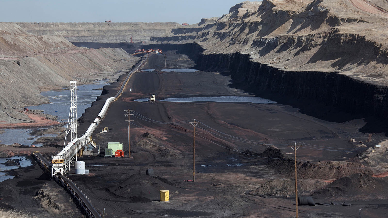 Trump took Wyoming&rsquo;s coal industry out from under an economic guillotine Thursday when he scrapped plans that would have ended coal after 2041. Wyoming&rsquo;s delegation called the Biden-era plan &ldquo;asinine&rdquo; and said lifting the rule is huge for the state.