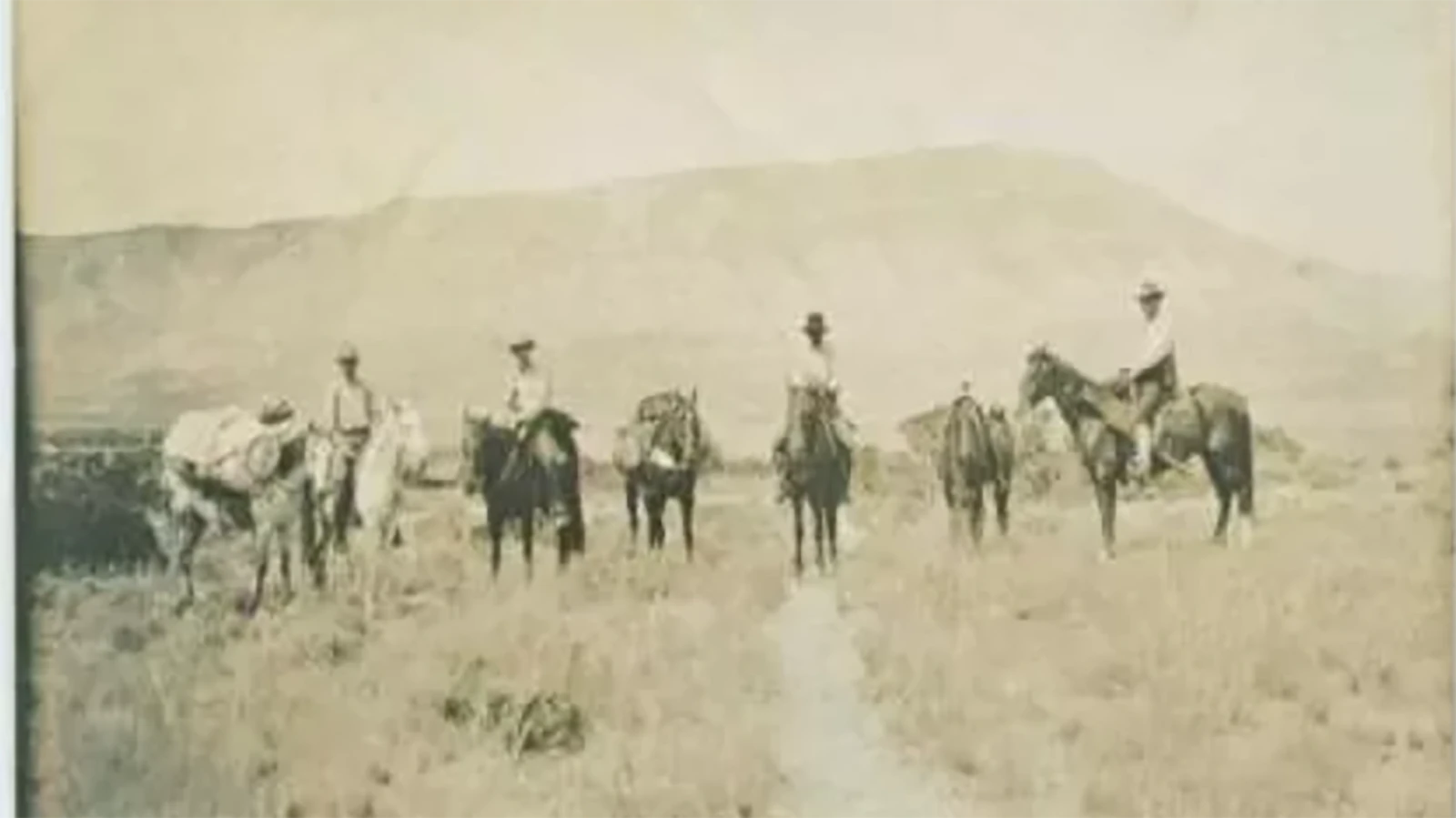 Grosvenor "Doc" Barry and friends, including Theodore Roosevelt far right, near Hillsboro, circa 1900s. 