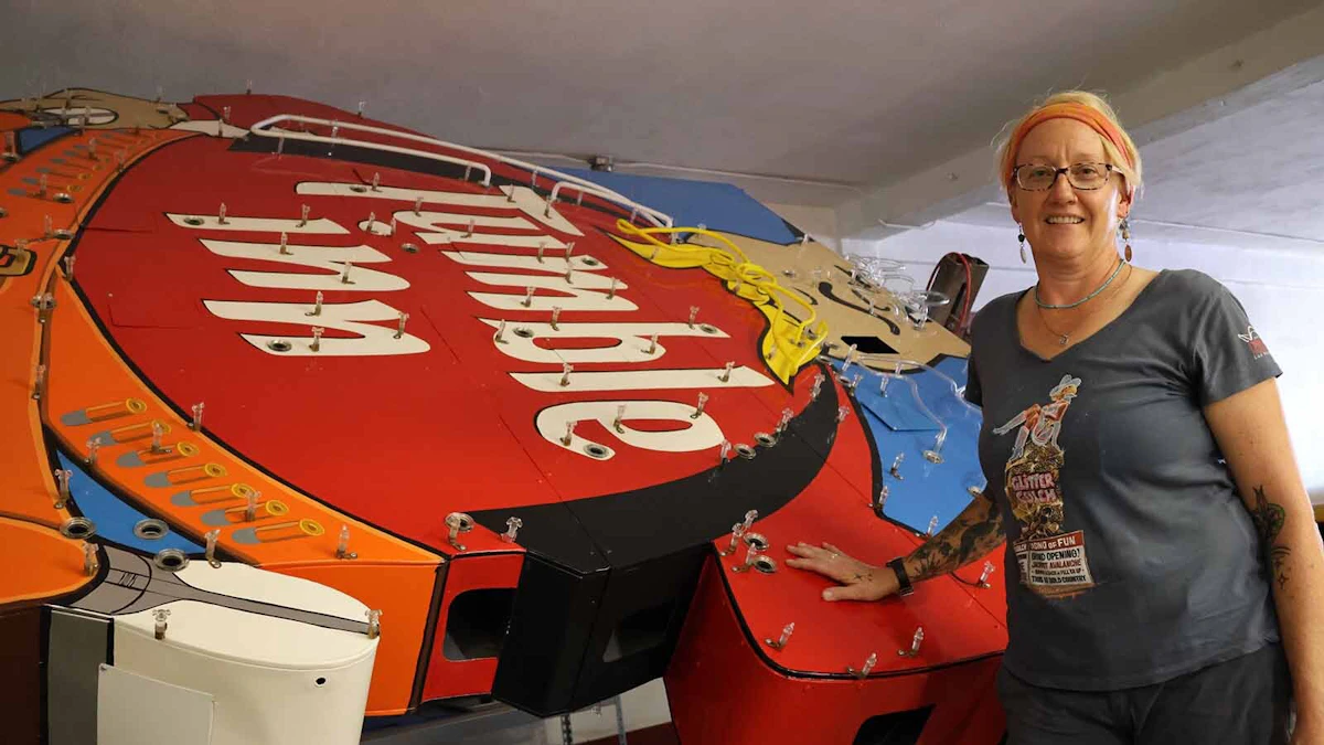 How A Casper Neon Artist Is Saving Herself As She Saves Famous Tumble ...