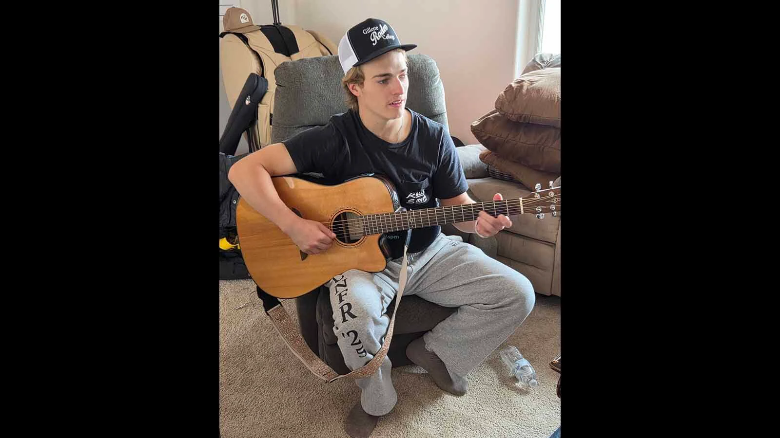 After suffering a broken back during a rodeo competition, Gillette resident Cooper Filipek has turned to the other passion in his life while recovering — music.