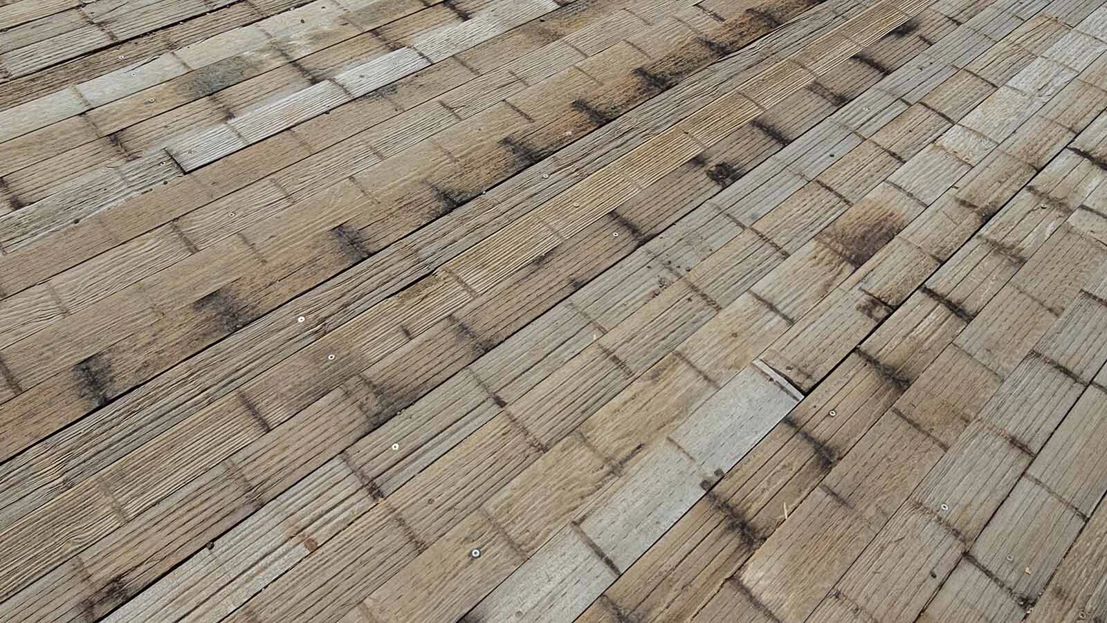 Wood from old wine vats in California were used to make the deck for the Cowboy Starship.