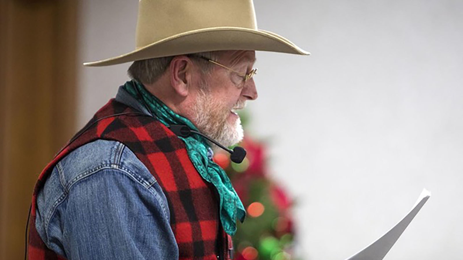Author Craig Johnson began his annual Christmas stories 20 years ago as a gift for his fans.