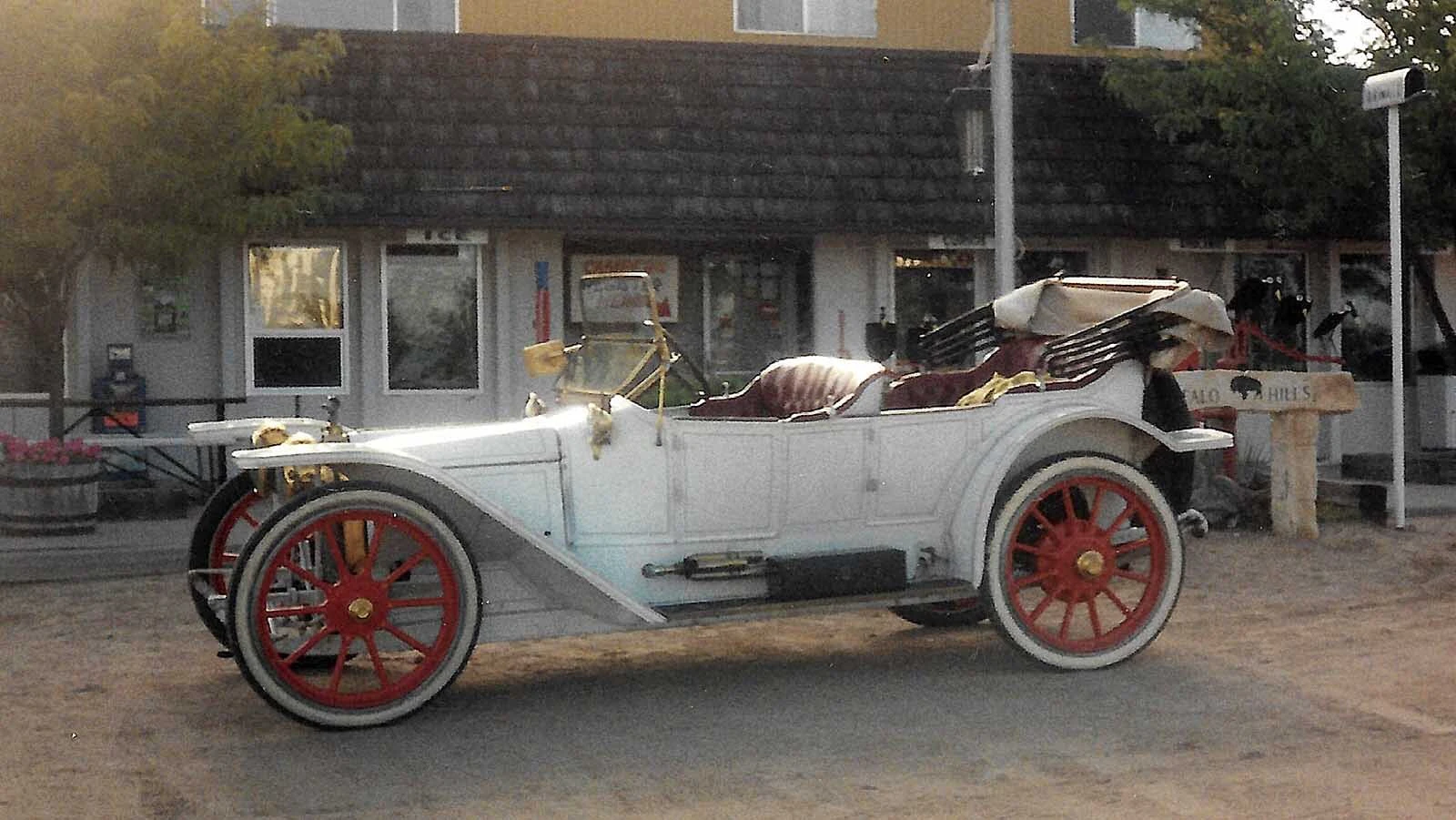 The American Underslung restored by Alex Connell.