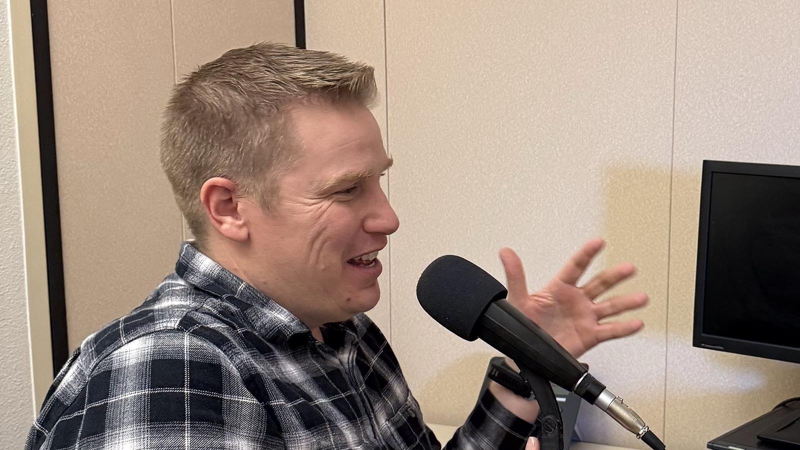 If it’s wacky, wild or weird in Wyoming, Dean Peterson of Cheyenne is talking about it. Even the paranormal is fair game for his “That Doesn’t Happen Everyday” podcast.