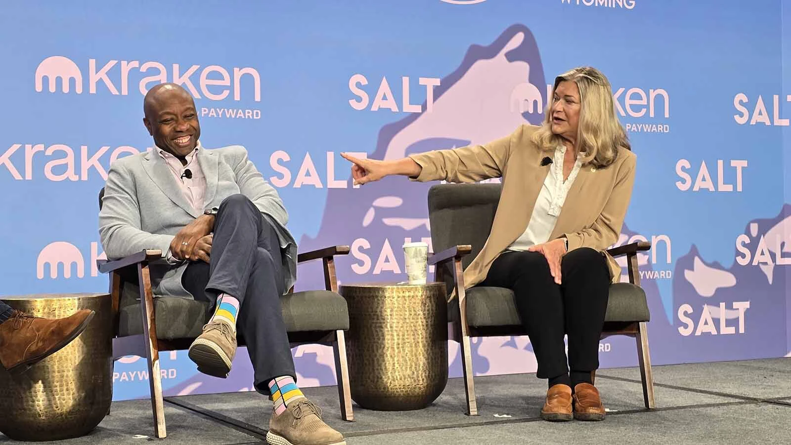 U.S. Senator Cynthia Lummis, R-Wyoming, right, talks about the status of the CLARITY Act with U.S. Senator Tim Scott, R-South Carolina during the Wyoming Blockchain Symposium.