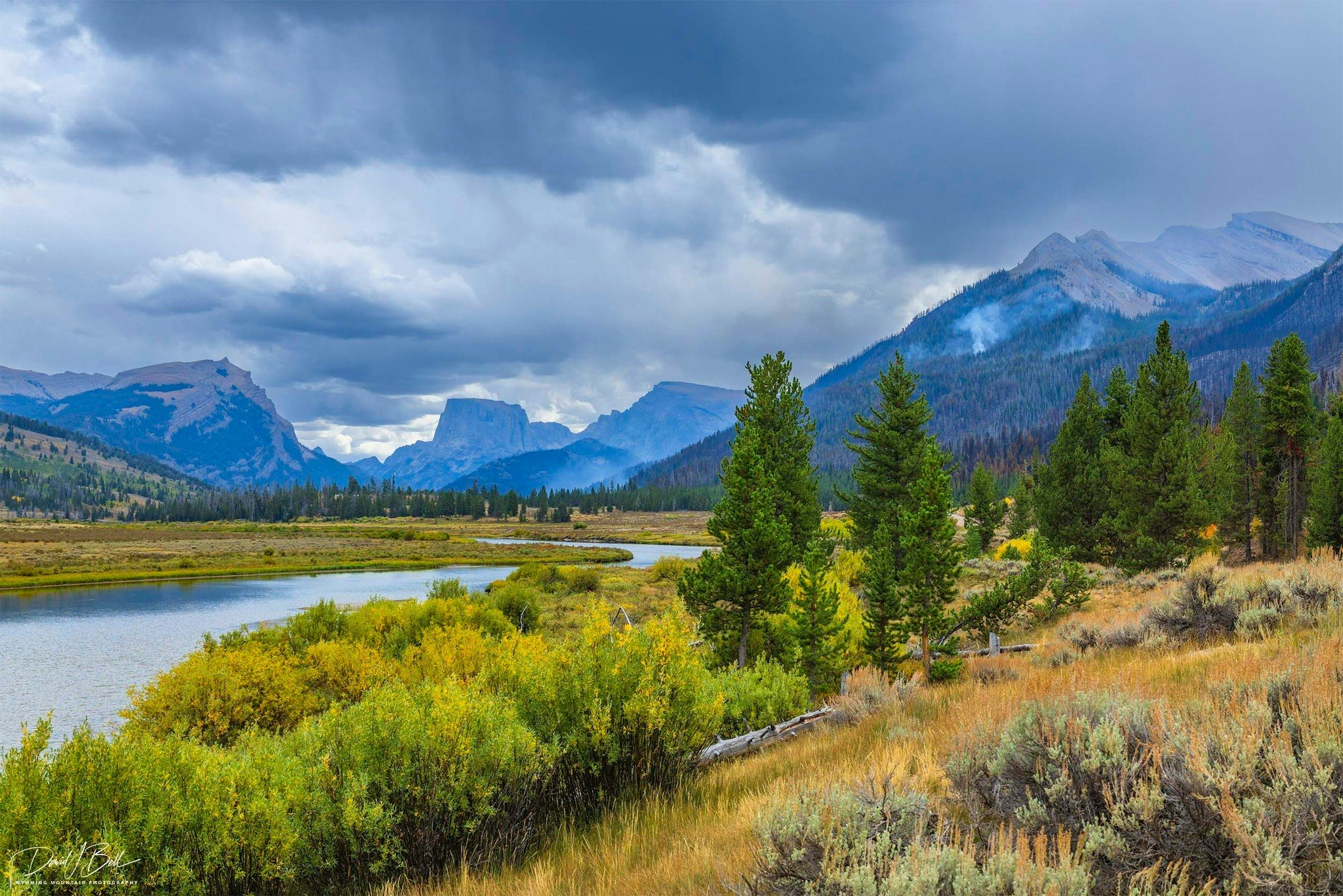 Pinedale photographer David Bell got a look at what the Dollar Lake Fire has done to the famous view of Squaretop and said there’s a “mosaic” of black. He said it’ll “never be the same,” but firefighters have saved it from becoming a “hellscape.”