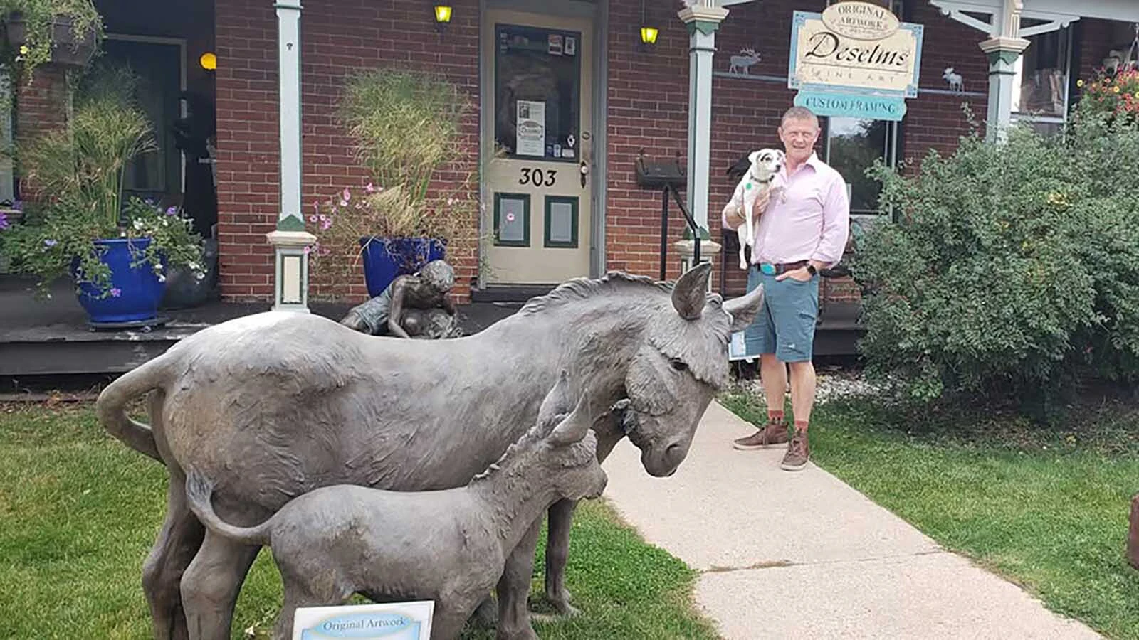 Harvey Deselms and Dot were constant companions for 16 years. The Jack Russell terrier was a fixture at his gallery in Cheyenne.