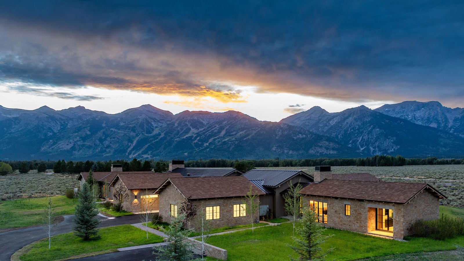 Starfall is a $28.5 million dream home of a Jackson, Wyoming, tycoon that boasts killer views and oozes custom luxury amenities.