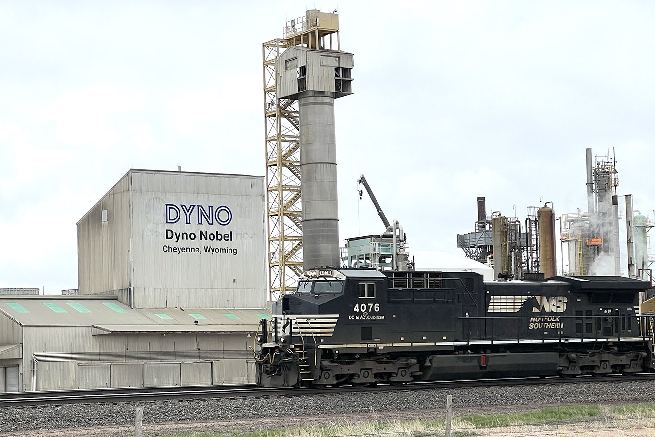 A railcar carrying 60,000 pounds of Dyno Nobel ammonia nitrate, a chemical fertilizer that also can be used to make explosives, left Cheyenne full and arrived two weeks later in California empty.
