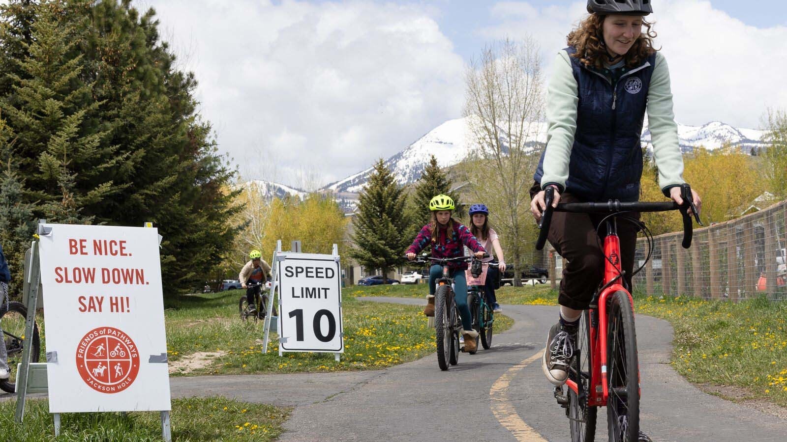 During an Aug. 4 joint meeting with the Jackson Town Council and the Teton County Commission, e-bike advocates talked about why “illegal” electric bikes capable of 55 mph don’t belong on local pathways. Locals in Jackson have started calling pedal-only bikes "acoustic" in a rock-and-roll nod to the divide between acoustic and electric guitars.