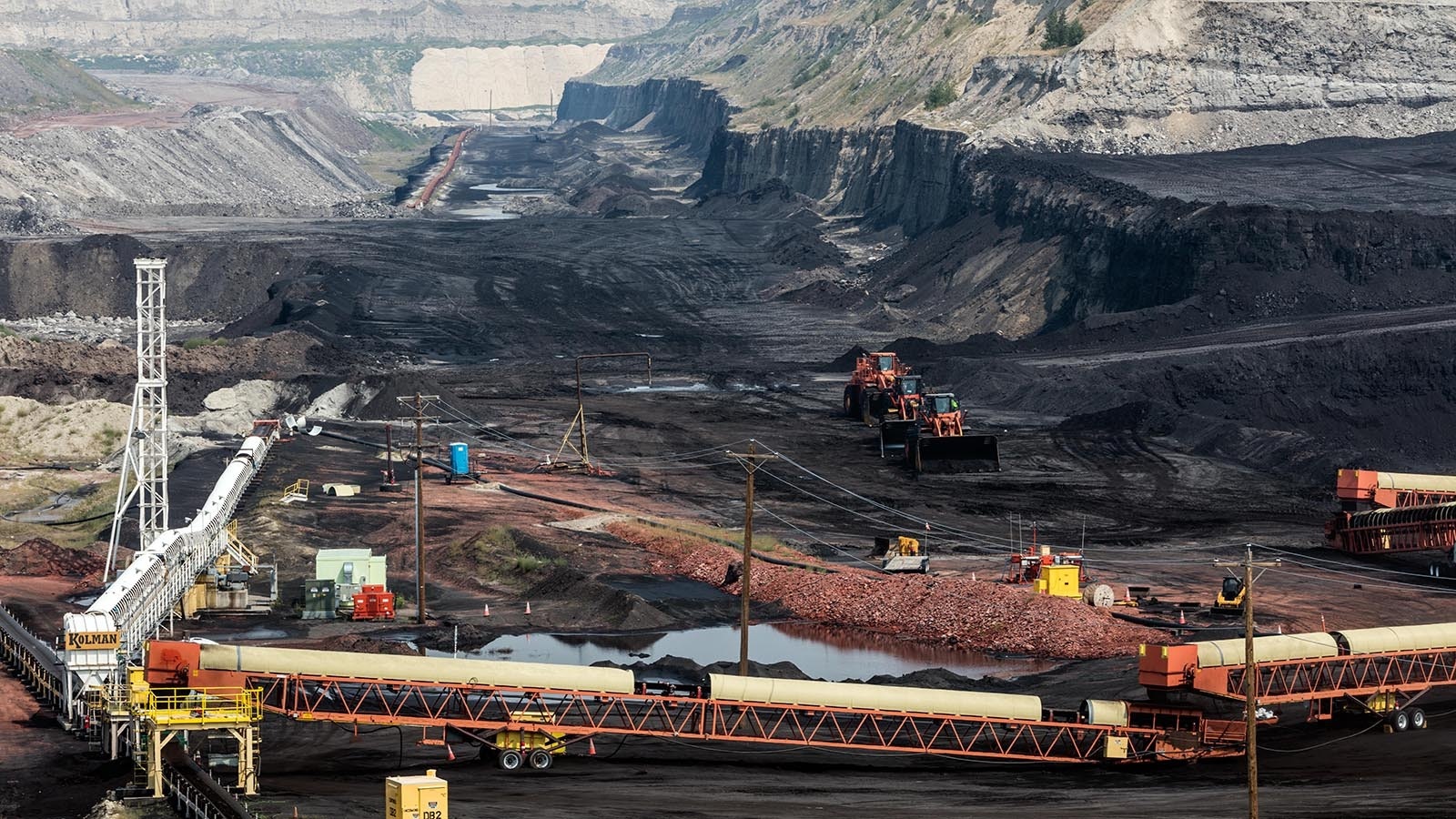 Work at the Eagle Buttle mine near Gillette.