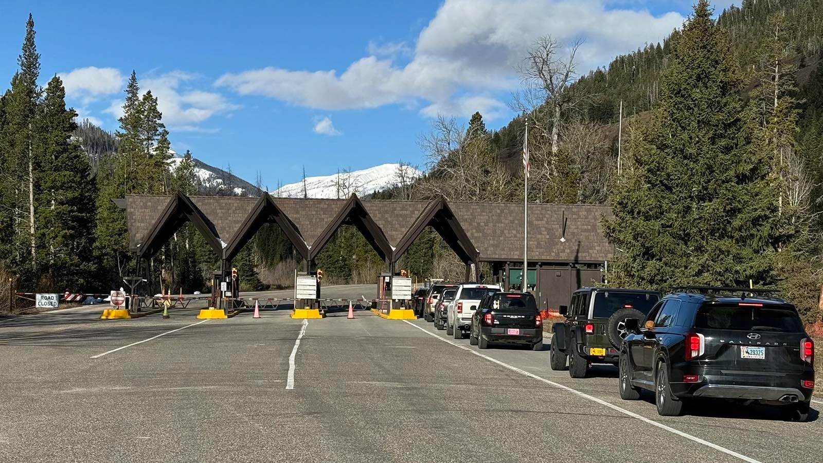 Yellowstone’s superintendent calls  new $100-a-day per-person entry fee for non-U.S. resident visitors to Yellowstone and Grand Teton national parks “fantastic.” It means the parks get more money to help offset the impact from mobs of tourists.