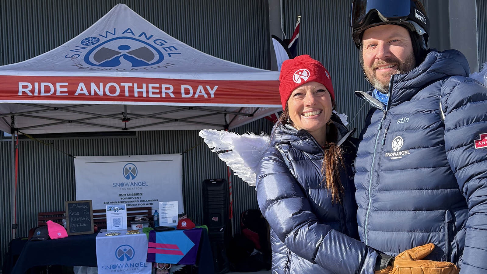 Kelli and Chauncy Johnson returned to Hogadon Ski Resort in Casper, Wyoming, this month to honor the memory of their five year old daughter, Elise, who lost her life in 2010 when a speeding snowboarder hit her going at least 50 mph. The snowboarder was also killed and Kelli had a traumatic head injury. The couple have started a foundation in Elise’s memory to prevent future tragedies on the slope by raising awareness of riding safely.